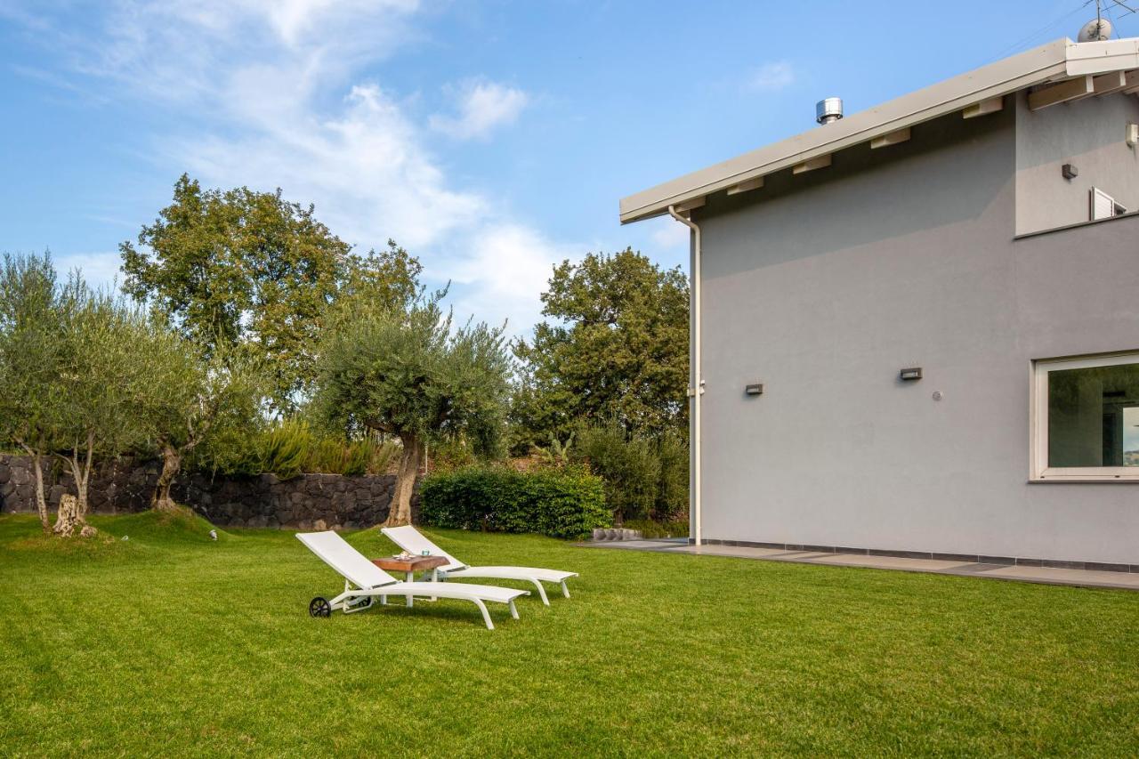 Design Villa In Piedimonte Etneo Exterior foto